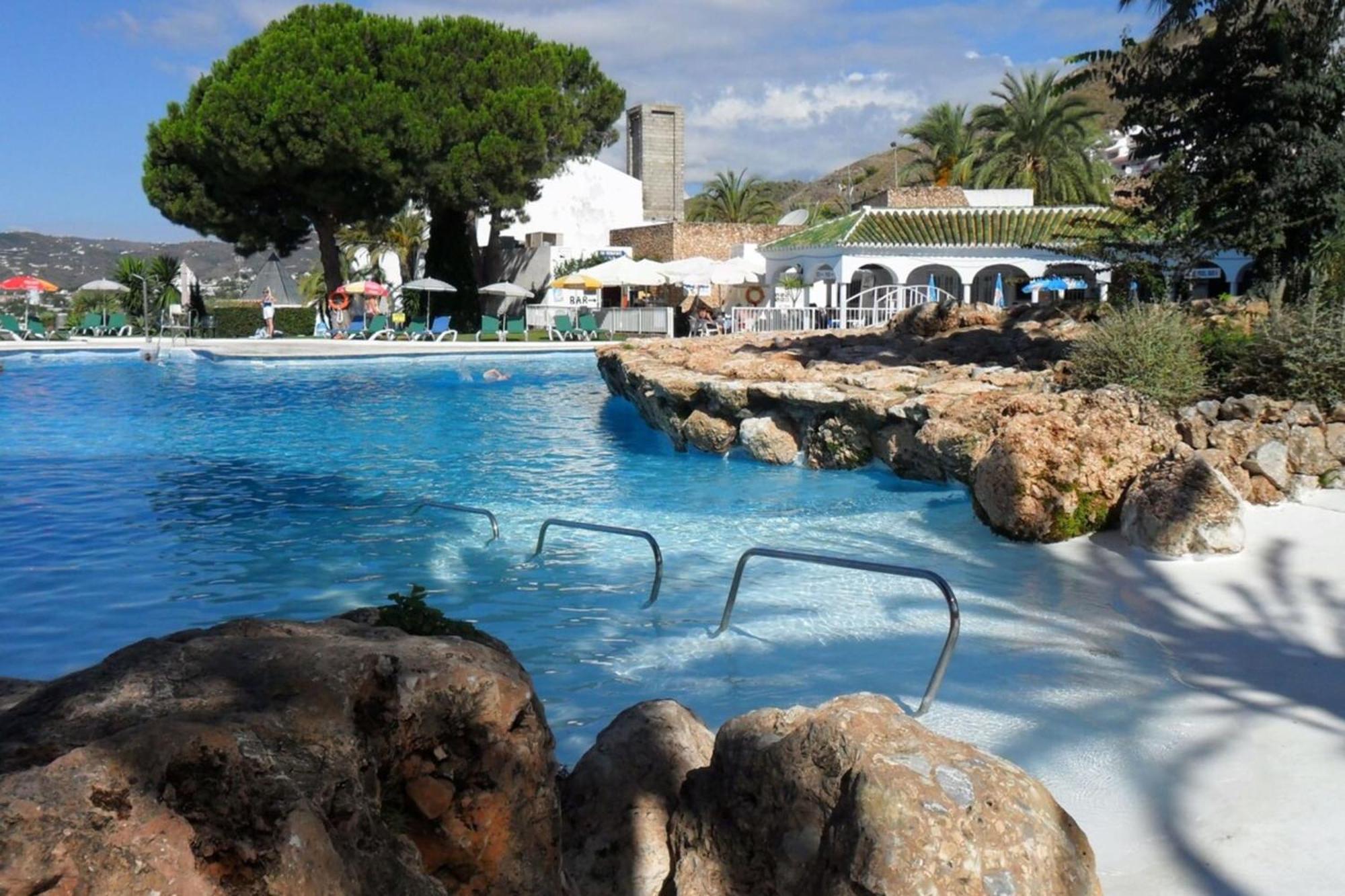 Crisantemos Family House With Garden And Pool Casa vacanze Nerja