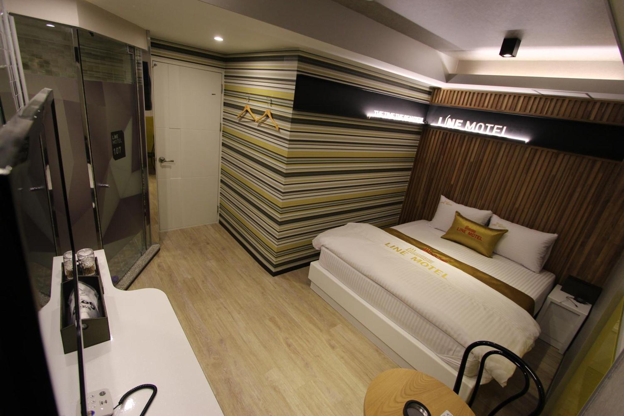 Motel Line 2*