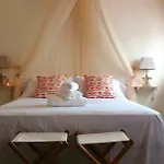 Les Llambrich - Apartamentos Turisticos