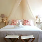 Les Llambrich - Apartamentos Turisticos