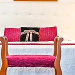 Ghat Apartments Montroig