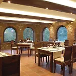La Figuerola Hotel & Restaurant