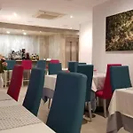 Hotel Avenida Plaza