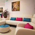 Hotel Avenida Plaza