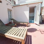 Sunny Flats Apart