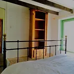 Casita Blanca