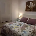 Esplendido Apartamento, Carihuela Edificio El Remo, Primera Linea