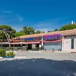 Luxury Beach Side Apartment In Marbella Playa