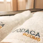 Apodaca Rooms
