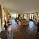 Villa Lampara En La Colina
