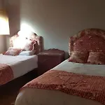 Casita Junto Al Rio Deva