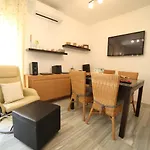 Apartamento En La Herradura Con Piscina Y Parking