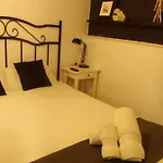 Cozy Rooms 12
