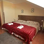 3 Bedrooms House With Furnished Terrace And Wifi At Ovinana