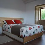 Casa Do Cruceiro Na Costa Da Morte