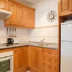 019 - Perfect Getaway Apartment Near The Beach