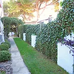 Meritxell Seafront Villa