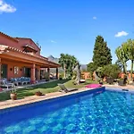 6 Bedrooms Villa With Private Pool And Enclosed Garden At Marbella 1 Km Away From The Beach