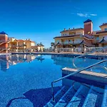 Luxury 2Br Sea View Condo A6 By Rafleys