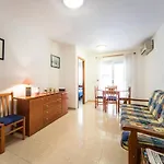 2 Bedroom Gorgeous Apartment In Oropesa