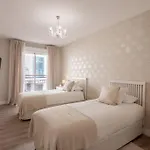 Stunning Apartment Next To Puerto Banus