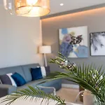 Sitges Spaces Seaside Beach Flat- 4 Bedroom, 2 Bathroom, Terrace, Near Beach