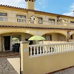Los Monteros