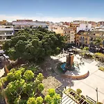 Apartment In The Center Of Fuengirola With Private Parking 2 Min Away