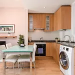 Fantastic 2 Bedroom 5 Minutes By Car From Plaza Catalunya