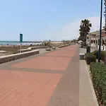 Casa Familiar En Primera Linea De Playa Puzol Con Piscina