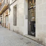 Cozy Apartment In Sagrada Familia