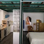 Loft De Diseno En Cima De Villa