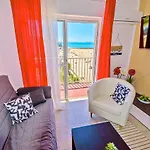 En Playa Apartamento Con Balcon, Wifi