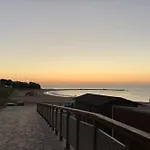 Piso Junto Al Mar - Playa A 2 Minutos