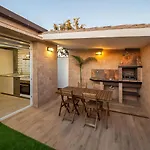 Casa Curro Y Pepa