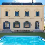 Casa Mariel