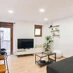 Design Apartment In The Historic City Center