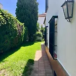 Precioso Chalet En Almunecar Junto Al Mar Con Garage Privado
