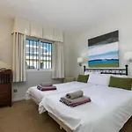 Casa Del Mar