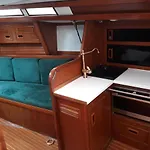 Java Yacht