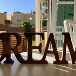 Casa De Lujo Con Piscina A 5 Minutos Andando Del Recinto Ferial