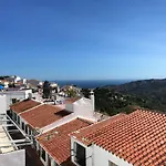 Leyre'S House - Terrace & Sun
