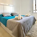 Beautiful Penthouse Perfect Location