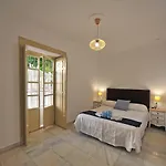 Arenal 8 Rooms 3 Plantas