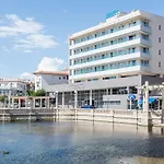 Hotel Balneario Playa De Comarruga (Adults Only)