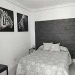 Gades Rooms