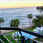 Mi Capricho 2F Beachfront- Apartment With Sea View - Costa Del Sol