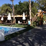 Casa Con Jardin Privado Y Piscina Compartida