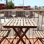 Global Properties, Apartamento En Primera Linea, Playa Puerto De Sagunto