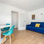 Hauzify I Apartaments Estela